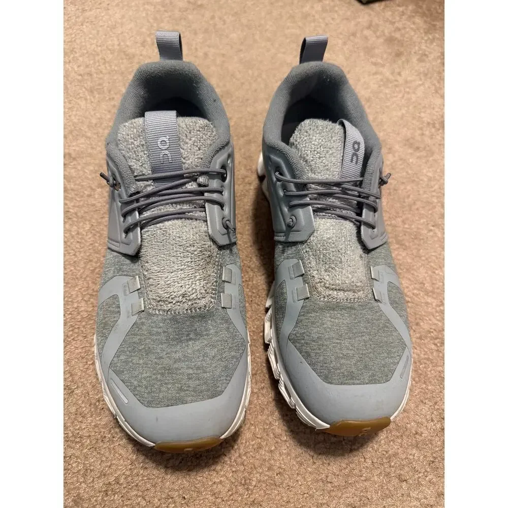 On cloud 5 terry sneakers size 8